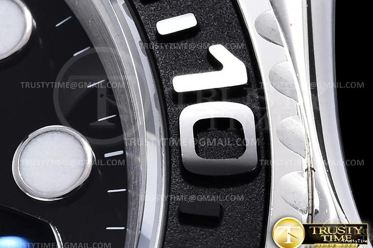 0211 ROLYM179 – YachtMaster EyeCatching 1076